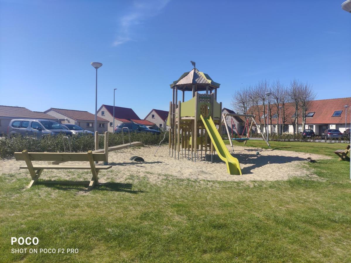 Vakantiewoning Polderhuis 10, Airco En Verwarming In Alle Kamers, Prive Parkeerplaats En Afgesloten Tuin Koksijde Exterior foto